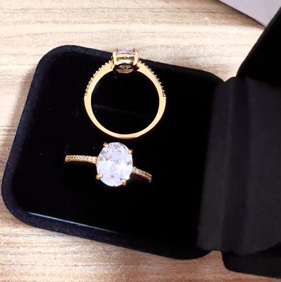 anel-solitario-oval-cristal-plus-size-banho-de-ouro-dimitra-joias.jpeg